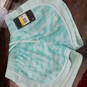 NWT Nike Dri-Fit Shorts Womens Small